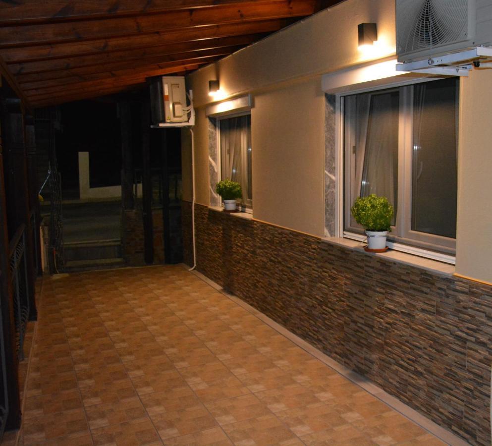 Apartment 2 *